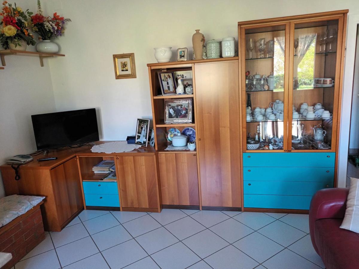 La Casa Degli Ippocastani Apartment โคลอนเนลลา ภายนอก รูปภาพ